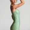 Vestido corto ajustado con adornos Aellin en color pistacho Vestido corto ajustado con adornos Aellin en color pistacho