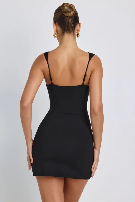 Vestido corto ajustado con escote corazón de modal Dove en negro Vestido corto ajustado con escote corazón de modal Dove en negro