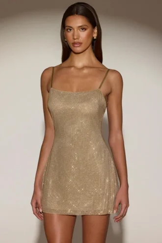 Vestido corto ajustado con escote redondeado y espalda descubierta adornado Philomena en dorado