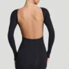 Vestido corto ajustado con espalda abierta Lyla Modal en negro Vestido corto ajustado con espalda abierta Lyla Modal en negro