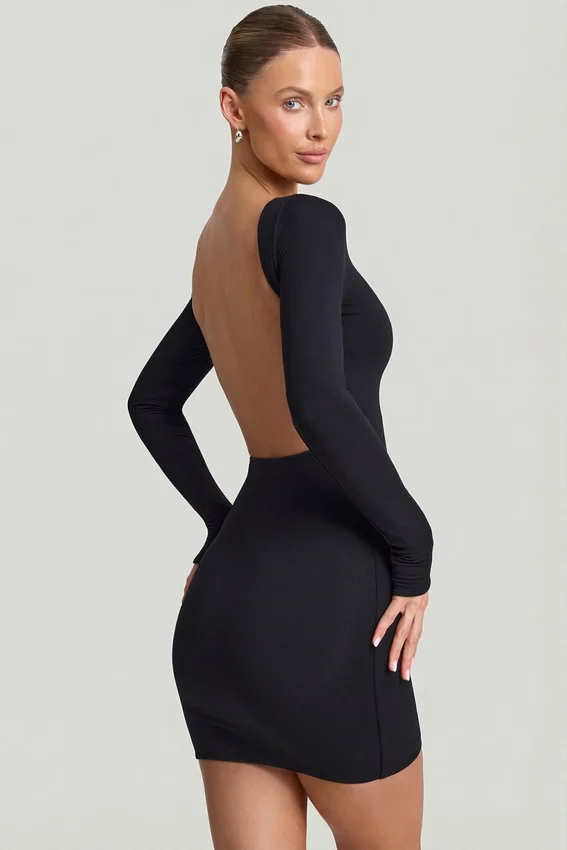 Vestido corto ajustado con espalda abierta Lyla Modal en negro Vestido corto ajustado con espalda abierta Lyla Modal en negro
