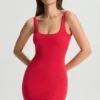 Vestido corto ajustado con espalda baja Evie en rojo cereza Vestido corto ajustado con espalda baja Evie en rojo cereza