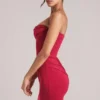 Vestido corto ajustado tipo bandeau Veda en rojo cereza Vestido corto ajustado tipo bandeau Veda en rojo cereza