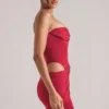 Vestido corto ajustado tipo bandeau Veda en rojo cereza Vestido corto ajustado tipo bandeau Veda en rojo cereza
