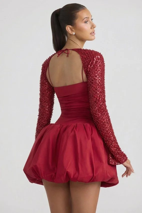 Vestido corto Aletta con volantes en el bajo, en rojo Vestido corto Aletta con volantes en el bajo, en rojo