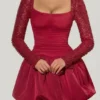Vestido corto Aletta con volantes en el bajo, en rojo Vestido corto Aletta con volantes en el bajo, en rojo