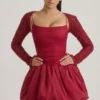 Vestido corto Aletta con volantes en el bajo, en rojo Vestido corto Aletta con volantes en el bajo, en rojo