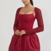 Vestido corto Aletta con volantes en el bajo, en rojo Vestido corto Aletta con volantes en el bajo, en rojo