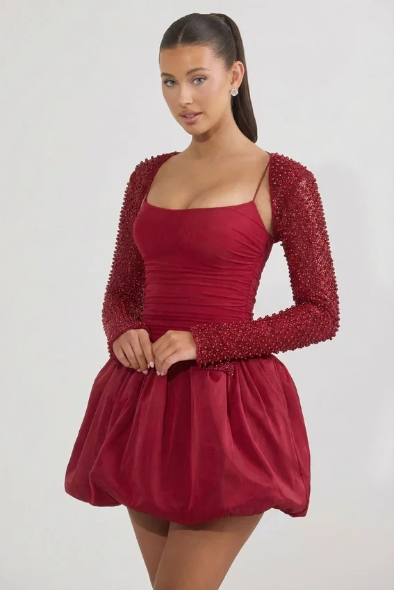 Vestido corto Aletta con volantes en el bajo, en rojo Vestido corto Aletta con volantes en el bajo, en rojo