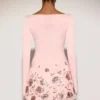 Vestido corto asimétrico con apliques decorativos Lumiki en rosa Vestido corto asimétrico con apliques decorativos Lumiki en rosa