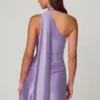 Vestido corto asimétrico con detalle de pañuelo Kiraz en lila Vestido corto asimétrico con detalle de pañuelo Kiraz en lila