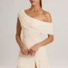 Vestido corto asimétrico de corte A Suhana en modal color marfil