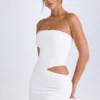 Vestido corto bandeau con aberturas Damia en blanco Vestido corto bandeau con aberturas Damia en blanco