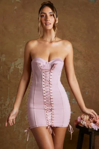 Vestido corto bandeau con cordones tipo corsé Emira en malva