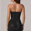 Vestido corto bandeau con cuello vuelto y adornos de Zara en negro