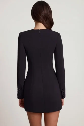 Vestido corto blazer estructurado de un solo botonadura Samantae en negro