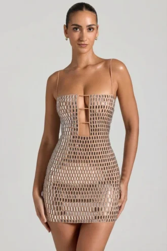 Vestido corto con aberturas y adornos Alanni en color miel