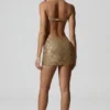 Vestido corto con aberturas y adornos Sayzel en dorado