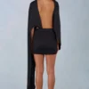 Vestido corto con capa drapeada Lida en negro