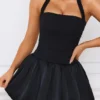 Vestido corto con corsé, cuello halter y bajo abullonado con cordones Ludmila en negro
