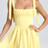 Vestido corto con corsé drapeado Bellamy en color sorbete de limón