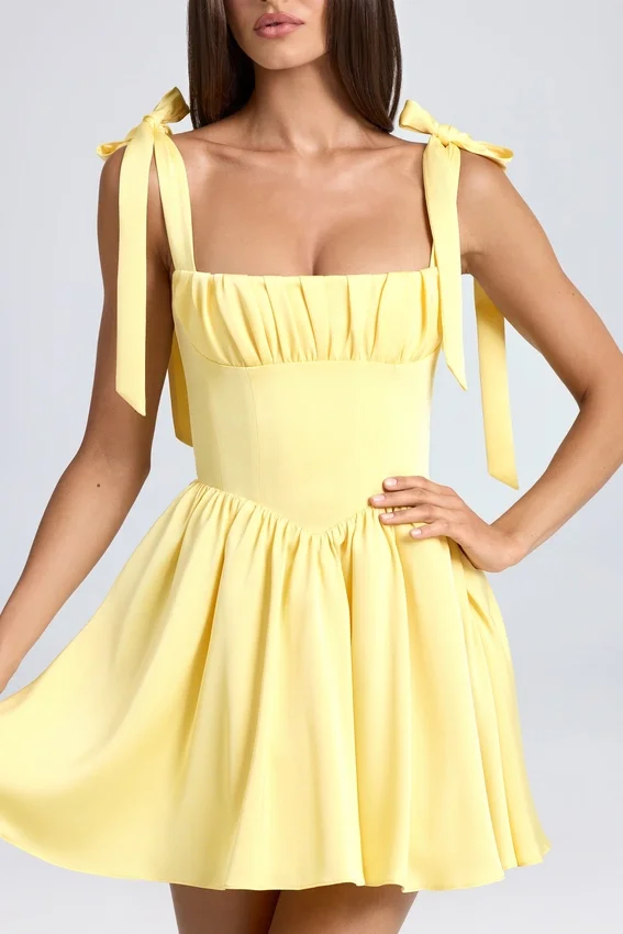 Vestido corto con corsé drapeado Bellamy en color sorbete de limón