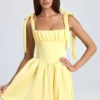 Vestido corto con corsé drapeado Bellamy en color sorbete de limón