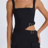 Vestido corto con corte y cinturón Acadia en negro