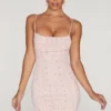 Vestido corto con cuello vuelto y adornos Seychelles en color rosa palo