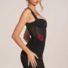 Vestido corto con falda drapeada y corsé Miller en negro