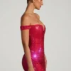 Vestido corto con hombros descubiertos y adornos Leonora en rojo carmesí