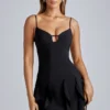 Vestido corto con volantes y corte en A Piera en negro