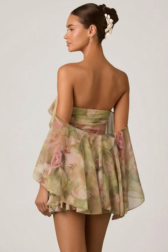 Vestido corto con volantes y hombros descubiertos Birdie con estampado floral multicolor Vestido corto con volantes y hombros descubiertos Birdie con estampado floral multicolor