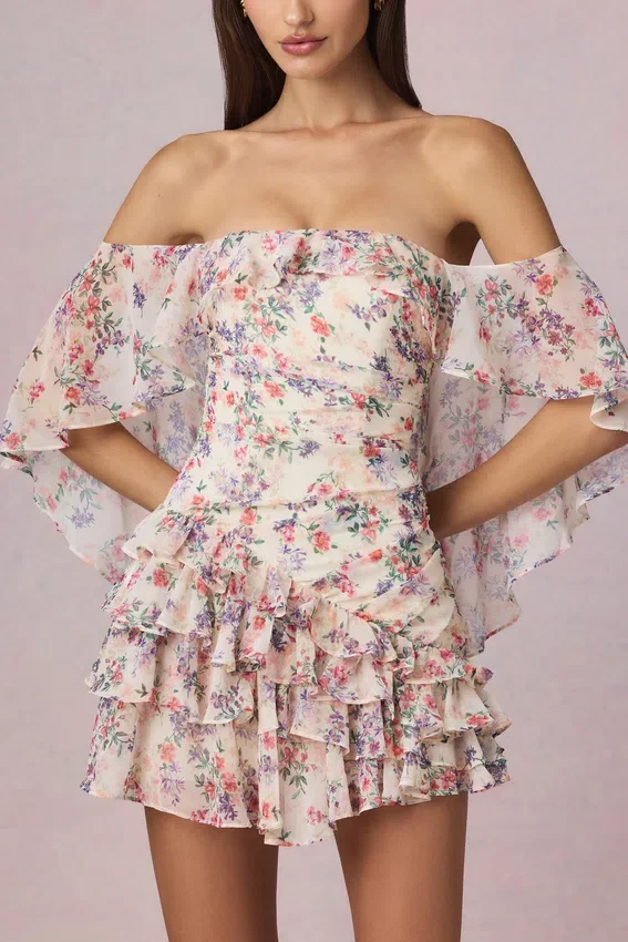 Vestido corto con volantes y hombros descubiertos de Birdie con estampado floral Primrose Vestido corto con volantes y hombros descubiertos de Birdie con estampado floral Primrose