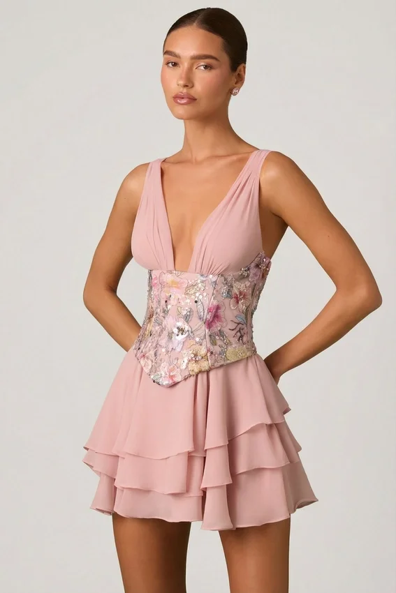 Vestido corto corsé con volantes y adornos Sakura en rosa floral Vestido corto corsé con volantes y adornos Sakura en rosa floral