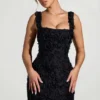 Vestido corto corsé de cuello cuadrado con apliques florales Posy en negro Vestido corto corsé de cuello cuadrado con apliques florales Posy en negro