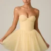 Vestido corto corsé de tul Dottie en amarillo Vestido corto corsé de tul Dottie en amarillo