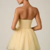 Vestido corto corsé de tul Dottie en amarillo Vestido corto corsé de tul Dottie en amarillo