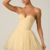 Vestido corto corsé de tul Dottie en amarillo Vestido corto corsé de tul Dottie en amarillo