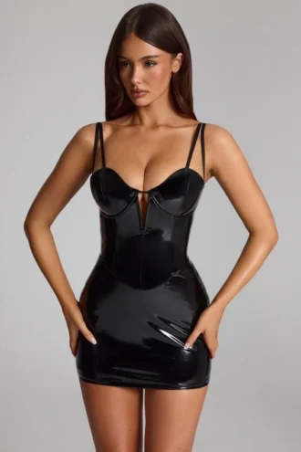 Vestido corto corsé de vinilo Coratina en negro