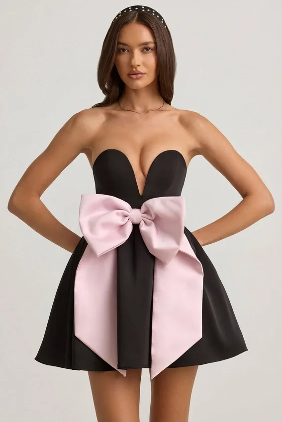 Vestido corto corsé Norina con lazo en negro Vestido corto corsé Norina con lazo en negro