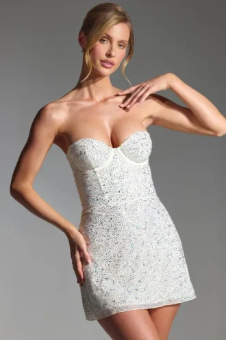 Vestido corto corsé sin tirantes con adornos Crystella en blanco