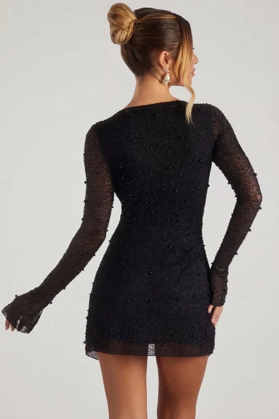 Vestido corto cruzado con adornos Chelsea de corte en A en negro Vestido corto cruzado con adornos Chelsea de corte en A en negro