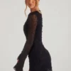 Vestido corto cruzado con adornos Chelsea de corte en A en negro Vestido corto cruzado con adornos Chelsea de corte en A en negro