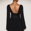 Vestido corto de corte A con adornos y corsé de gasa Reinara en negro Vestido corto de corte A con adornos y corsé de gasa Reinara en negro