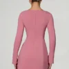Vestido corto de corte A con cuello corazón y manga larga Corinne en rosa empolvado