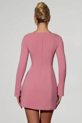 Vestido corto de corte A con cuello corazón y manga larga Corinne en rosa empolvado