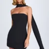 Vestido corto de corte A con detalle de pañuelo Cecilia en negro Vestido corto de corte A con detalle de pañuelo Cecilia en negro