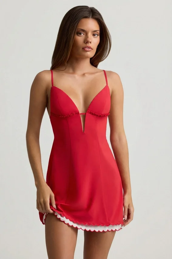 Vestido corto de corte A con espalda descubierta y volantes de Seliora en rojo escarlata Vestido corto de corte A con espalda descubierta y volantes de Seliora en rojo escarlata
