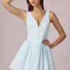 Vestido corto de corte A con lazo Marissa en rayas azul claro Vestido corto de corte A con lazo Marissa en rayas azul claro